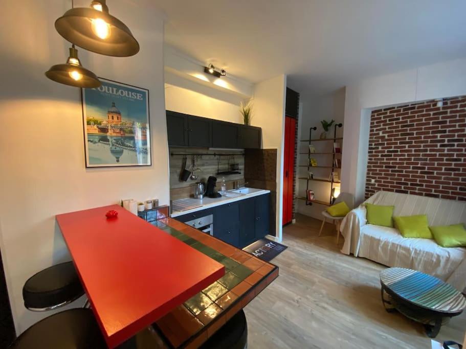 Le Nid D'Orient Entre Matabiau Et Capitole Parking Apartment ตูลูส ภายนอก รูปภาพ